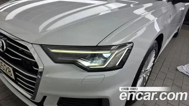 Audi A6 2021 — Photo 16/32