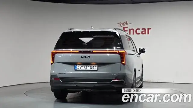 Kia Carnival 2025 — ფოტო 42/43