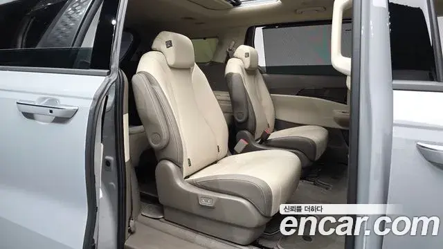 Kia Carnival 2025 — ფოტო 19/43