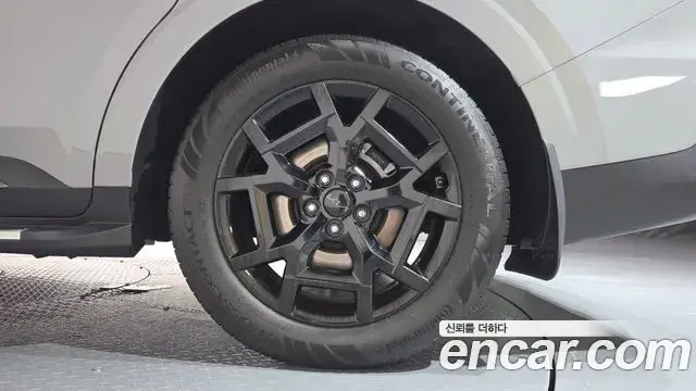 Kia Carnival 2025 — ფოტო 23/43