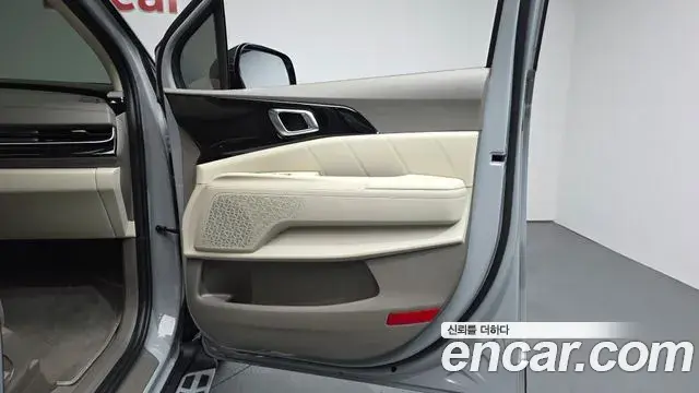 Kia Carnival 2025 — ფოტო 43/43