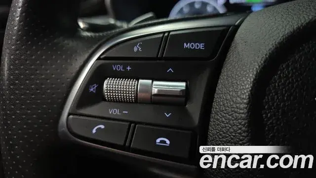 Genesis G70 2019 — Photo 25/33