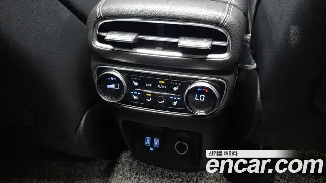 Genesis GV80 2020 — Photo 15/20