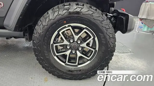 Jeep Wrangler 2024 — Photo 27/30