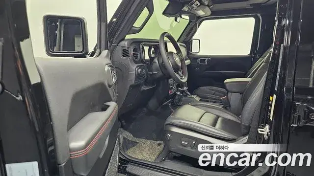 Jeep Wrangler 2024 — Photo 24/30