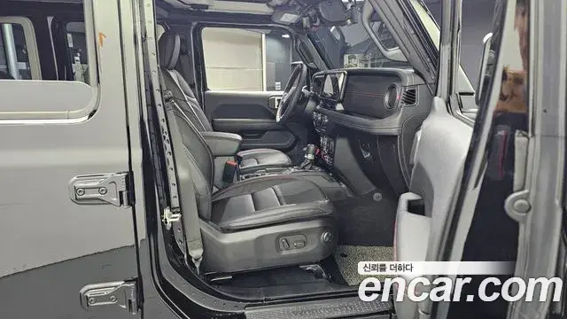 Jeep Wrangler 2024 — Photo 19/30