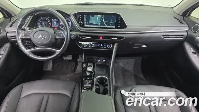 Hyundai Sonata 2020 — Фото 7/20