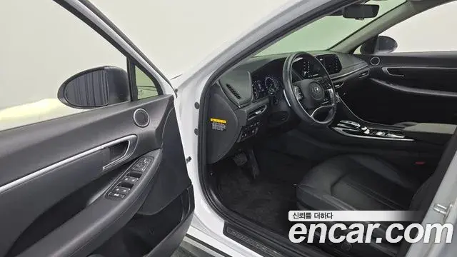 Hyundai Sonata 2020 — Фото 11/20