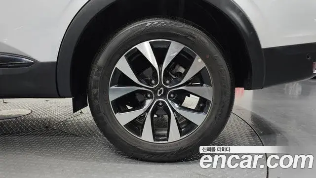 Renault Samsung XM3 2022 — ფოტო 10/38