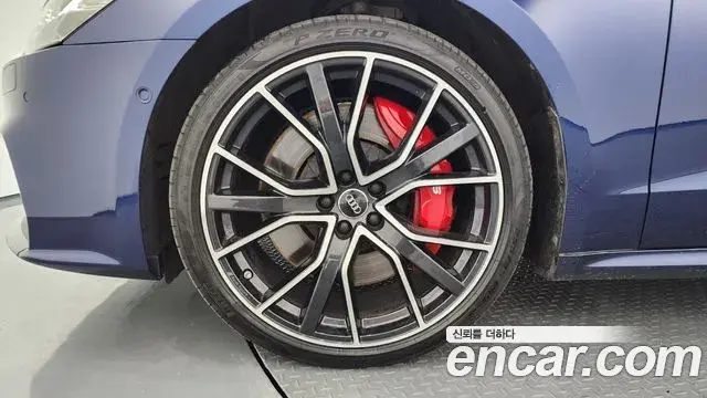 Audi S7 2021 — ფოტო 10/35