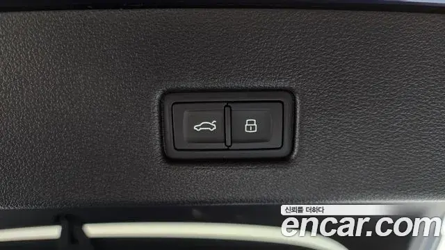 Audi S7 2021 — ფოტო 16/35