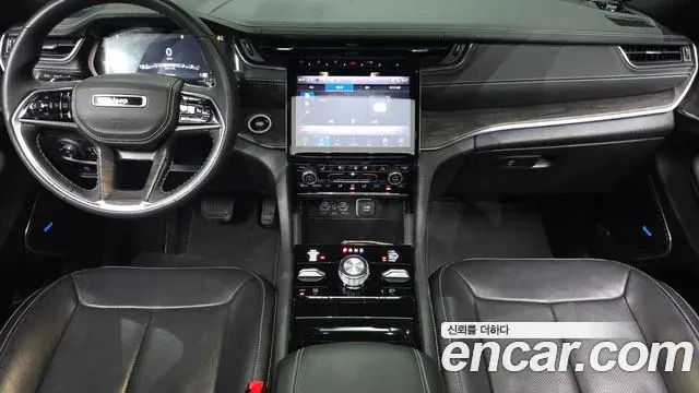 Jeep Grand Cherokee 2023 — Photo 19/20