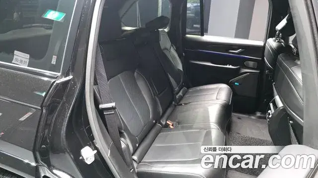 Jeep Grand Cherokee 2023 — Photo 4/20