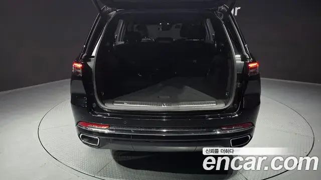 Jeep Grand Cherokee 2023 — Photo 18/20