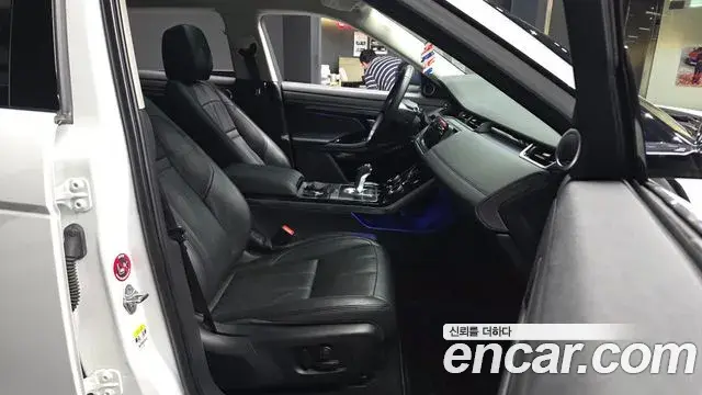 Land Rover Range Rover Evoque 2019 — ფოტო 13/20
