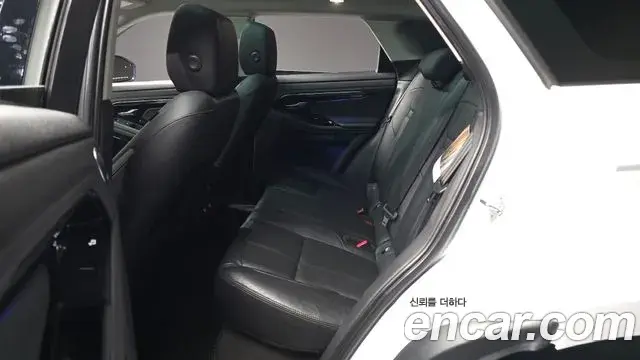 Land Rover Range Rover Evoque 2019 — ფოტო 14/20