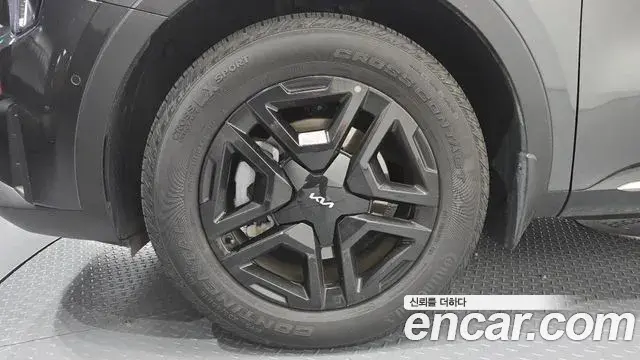 Kia Sorento 2024 — Фото 5/20