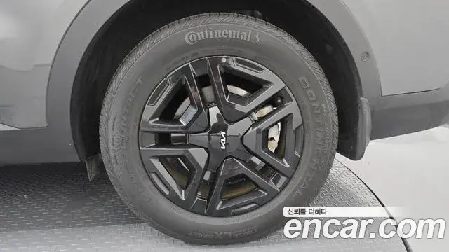 Kia Sorento 2024 — ფოტო 2/33
