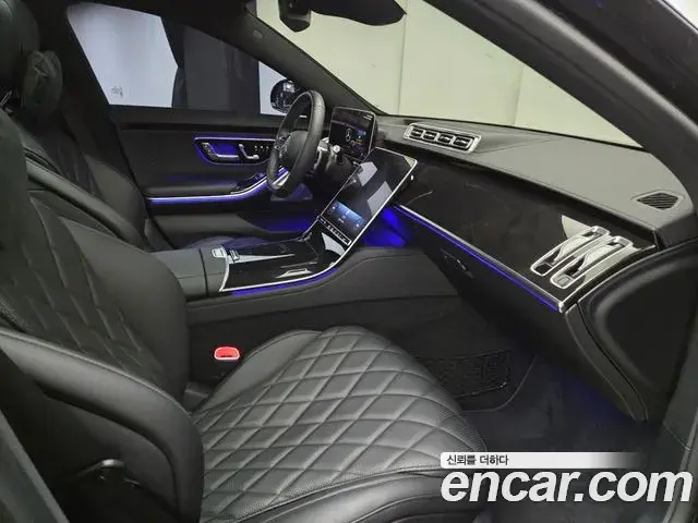Mercedes-Benz S-Class 2025 — Photo 18/20