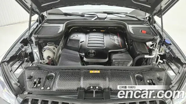 Mercedes-Benz GLE-Class 2025 — Photo 18/18