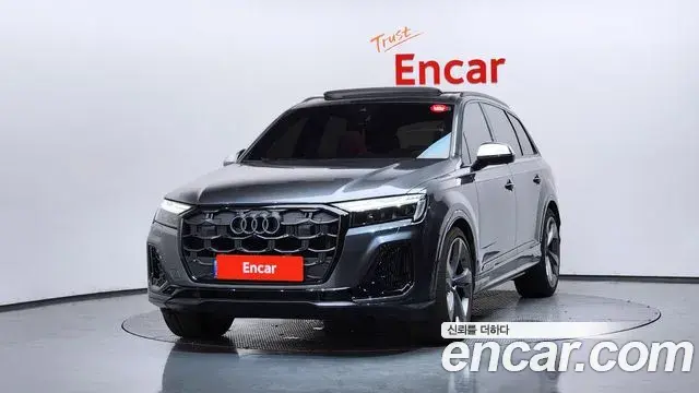 Audi SQ7 2025 — ფოტო 28/45