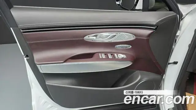 Genesis GV70 2021 — ფოტო 3/31