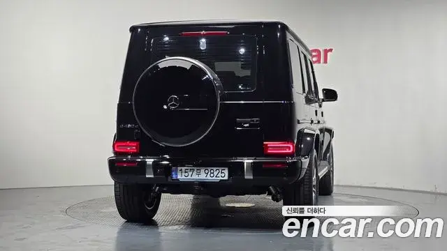 Mercedes-Benz G-Class 2025 — Photo 18/30