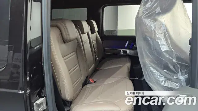 Mercedes-Benz G-Class 2025 — Photo 26/30