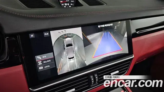 Porsche Cayenne 2019 — ფოტო 21/35