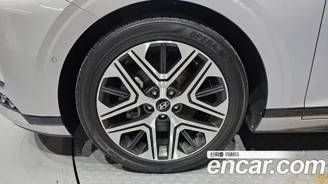 Hyundai Grandeur 2023 — Фото 5/20