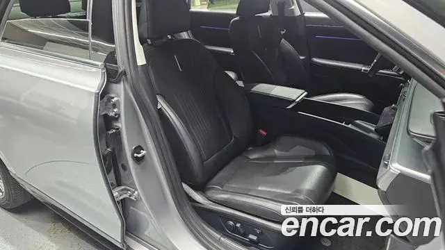 Hyundai Grandeur 2023 — Фото 11/20