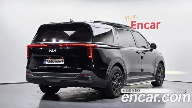 Kia Carnival 2024 — ფოტო 2/20