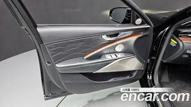 Kia The K9 2019 — ფოტო 18/33