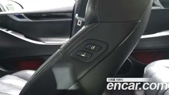 Genesis G80 2021 — Photo 16/20