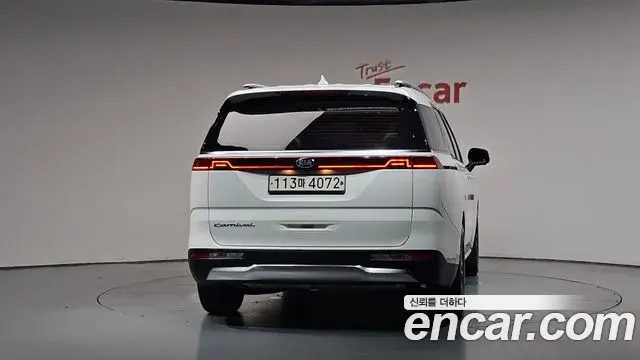 Kia Carnival 2021 — Photo 4/20