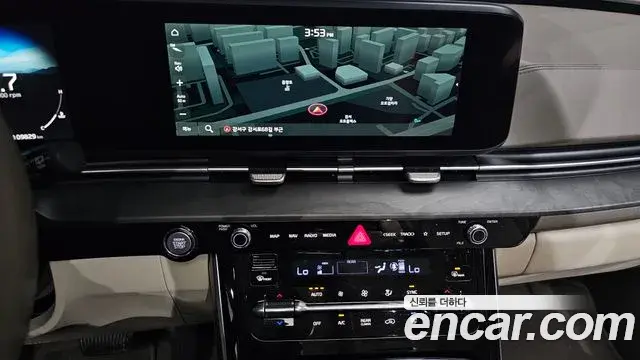Kia Carnival 2021 — Photo 14/20