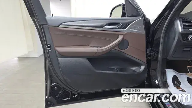 BMW X3 2023 — ფოტო 21/31