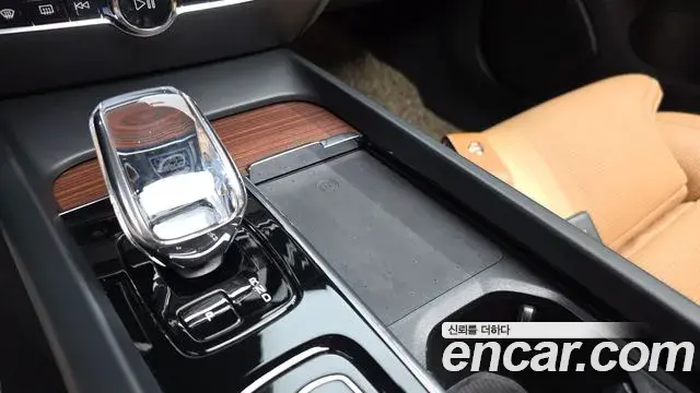 Volvo S60 2023 — Şəkil 21/37