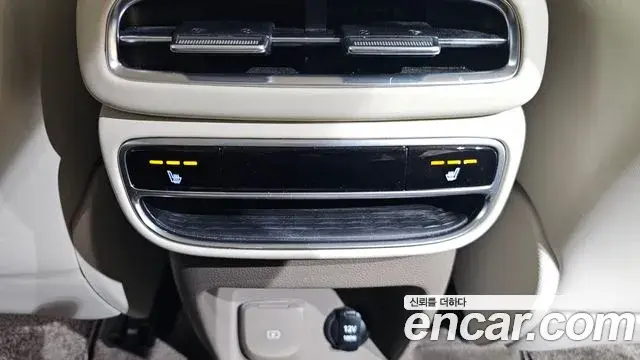 Genesis GV80 2020 — Şəkil 14/31