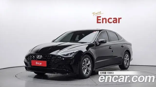 Hyundai Sonata 2021 — Фото 1/20