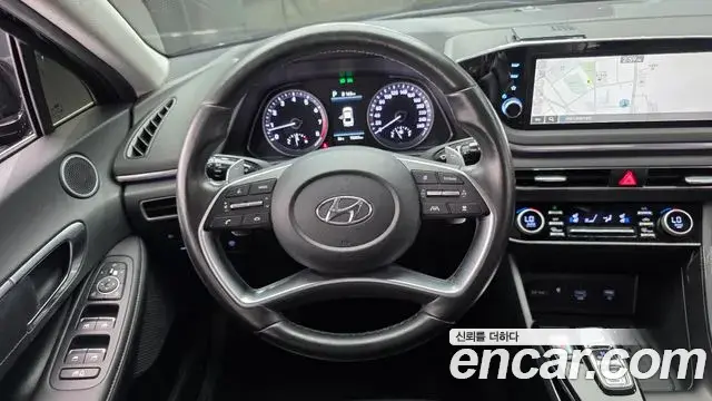 Hyundai Sonata 2022 — Фото 13/20