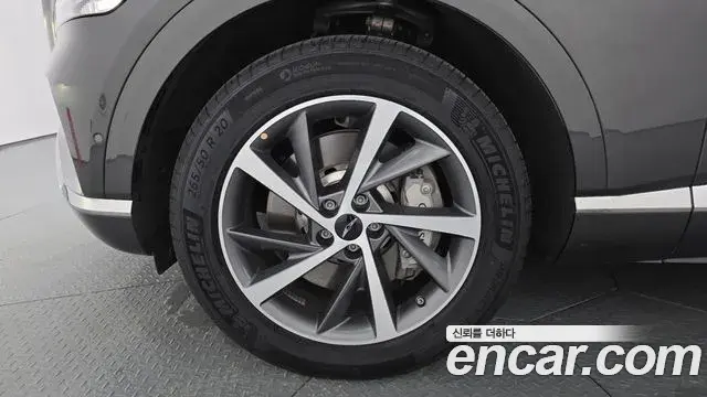 Genesis GV80 2024 — ფოტო 35/36