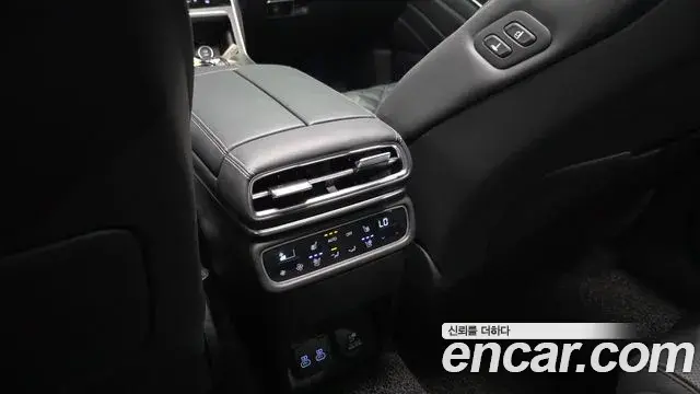 Genesis GV80 2024 — ფოტო 28/36