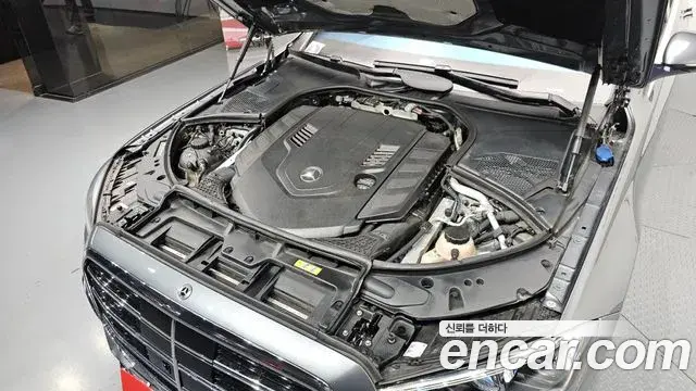 Mercedes-Benz S-Class 2022 — Фото 6/20