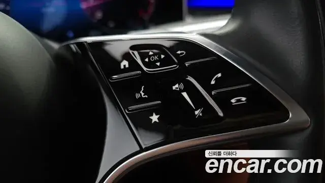 Mercedes-Benz S-Class 2022 — Photo 6/33
