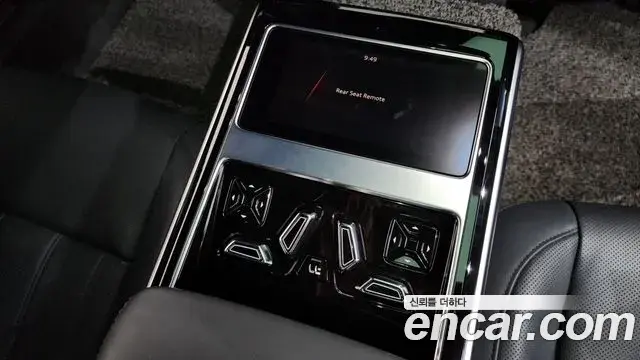 Audi A8 2023 — Şəkil 16/38