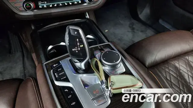 BMW 7 Series 2019 — Photo 6/42