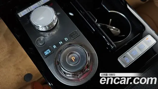 Genesis G80 2024 — Şəkil 13/39