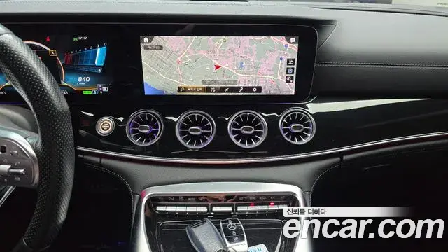 Mercedes-Benz AMG GT 2021 — Photo 19/33