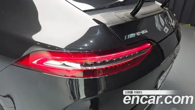 Mercedes-Benz AMG GT 2021 — Photo 25/33
